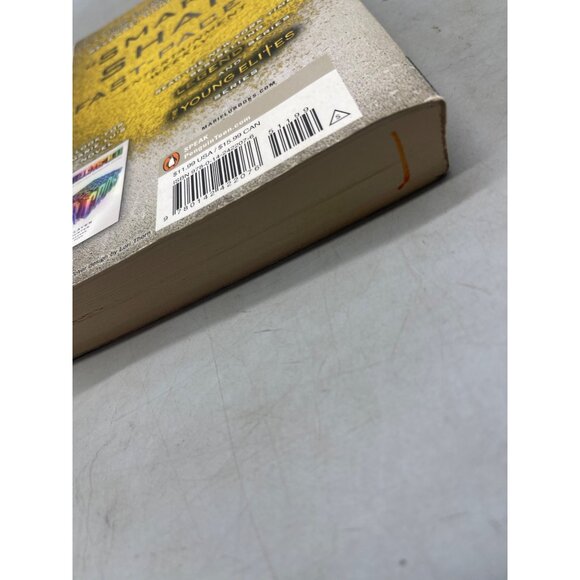 Legend paperback book by Marie Lu 2011 English New york Times bestseller READ - Picture 3 of 4